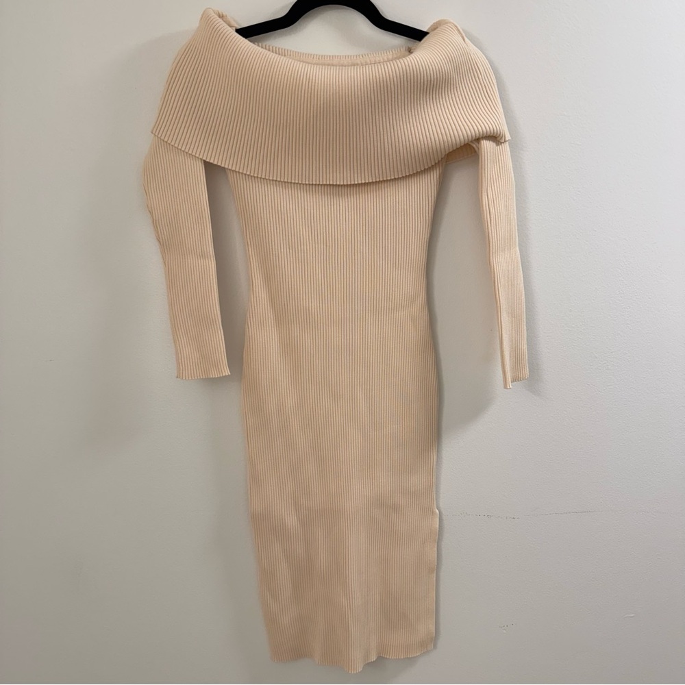 Steve Madden Off-The-Shoulder Ribbed Sweater Dress NWT - Picture 3 of 8